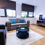 Trendy Apt In The Heart Of Mcr With Parking